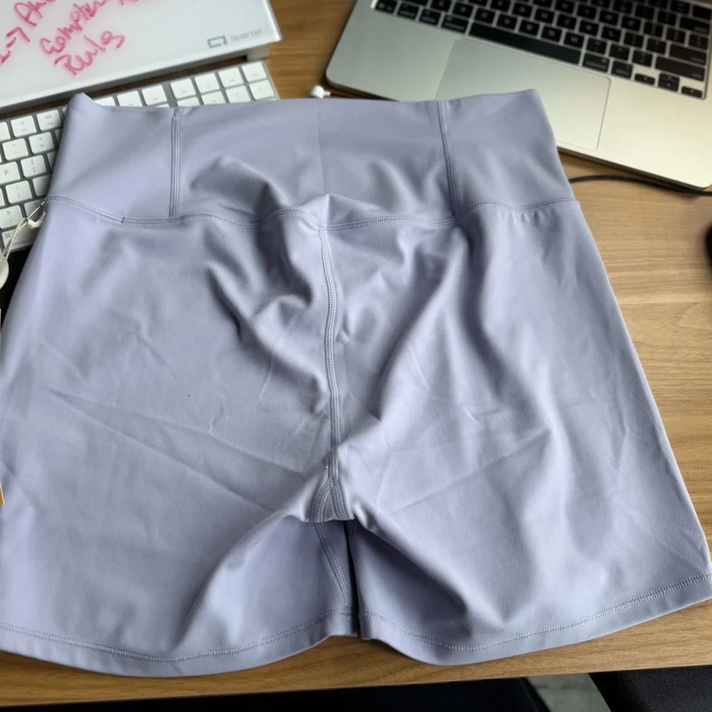 Vuori AllTheFeels™ Short 4" Size XL - Picture 6 of 8